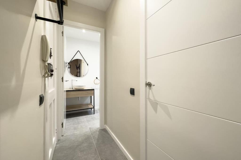 Bebarceloner Sants Apartments - 2 Bedrooms Dış mekan fotoğraf