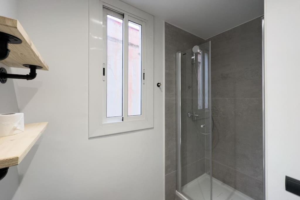 Bebarceloner Sants Apartments - 2 Bedrooms Dış mekan fotoğraf